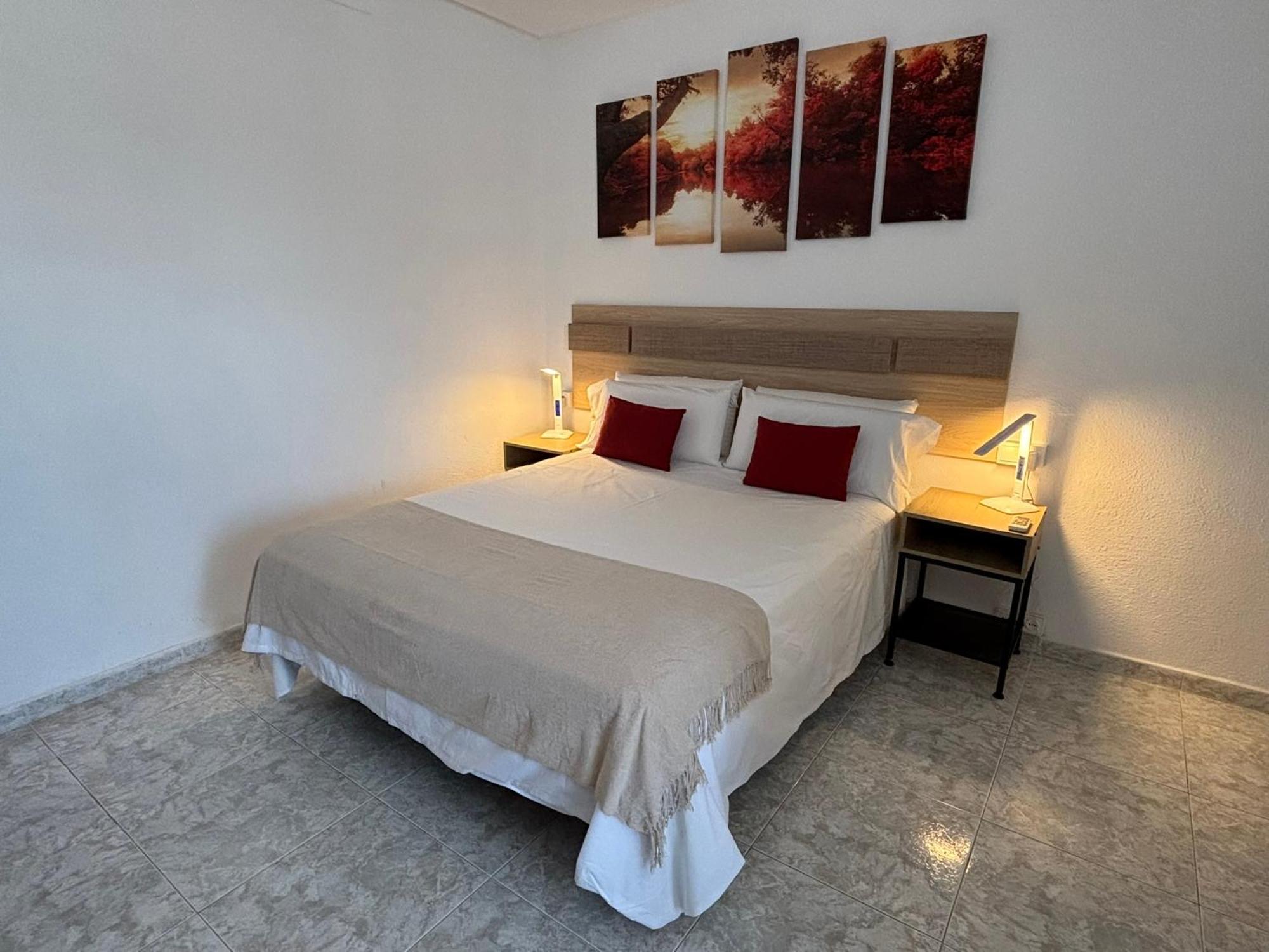 Luceros 310 New Apartment อาลิกันเต ภายนอก รูปภาพ