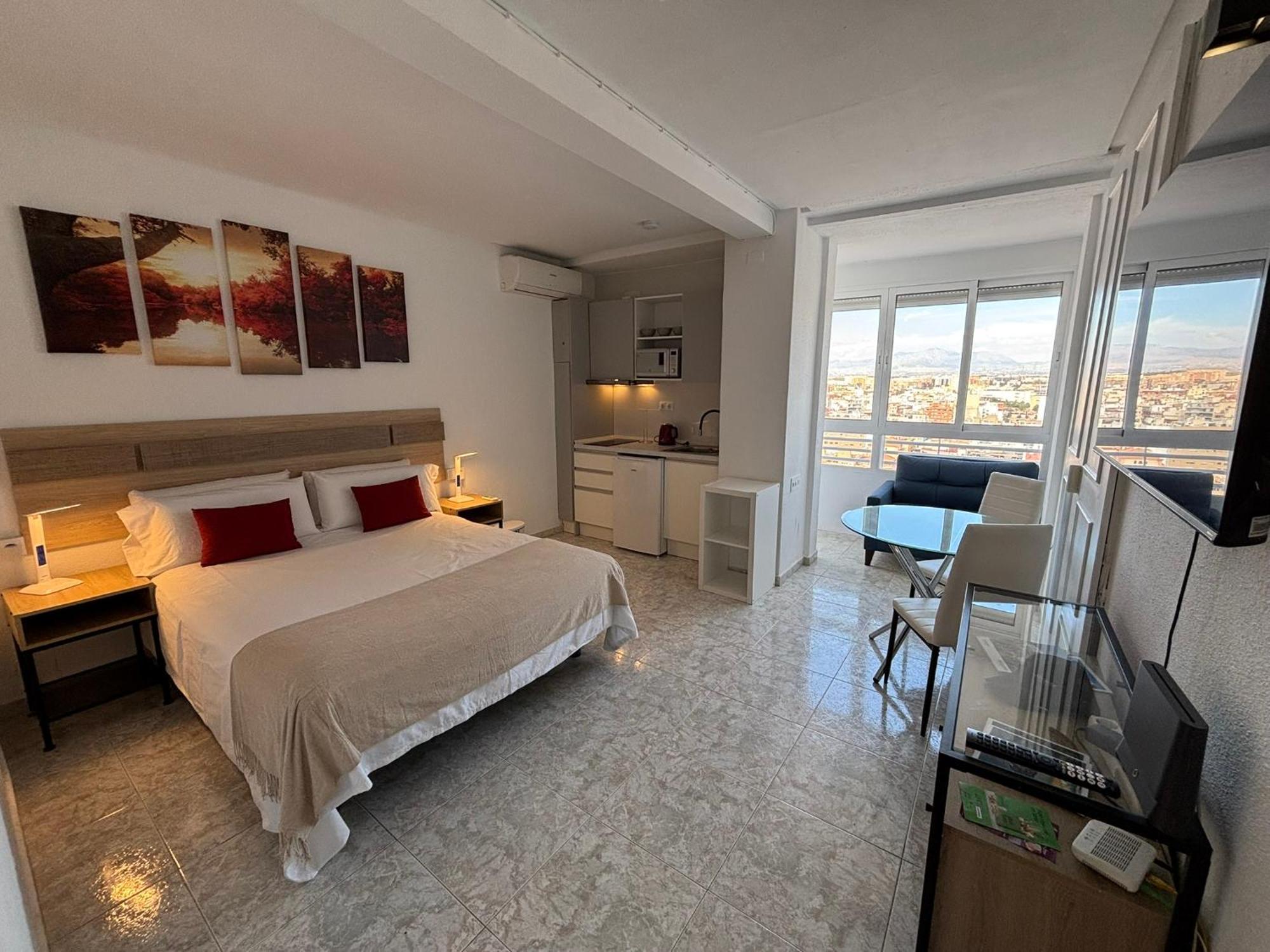 Luceros 310 New Apartment อาลิกันเต ภายนอก รูปภาพ